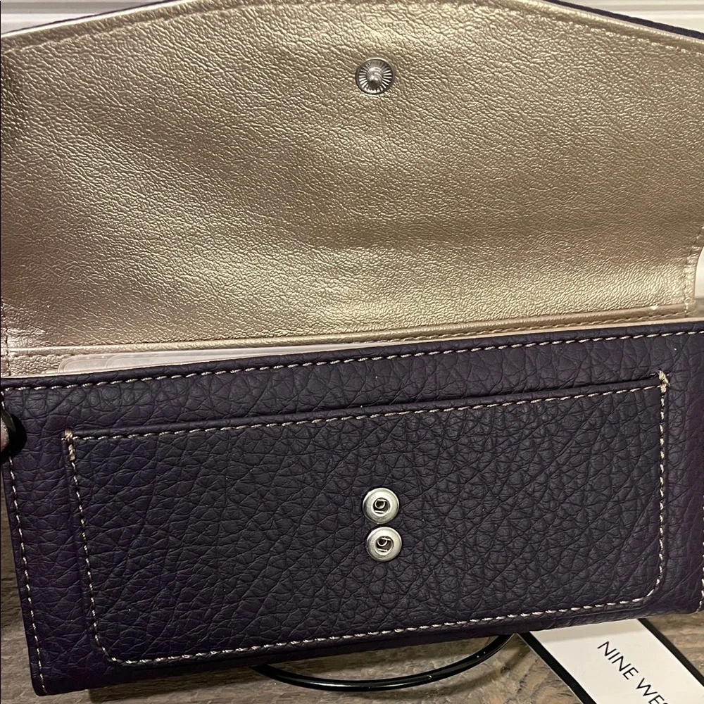 NWT - NINE WEST CHECKBOOK WALLET Colorado SLG - Plum - Picture 5 of 9
